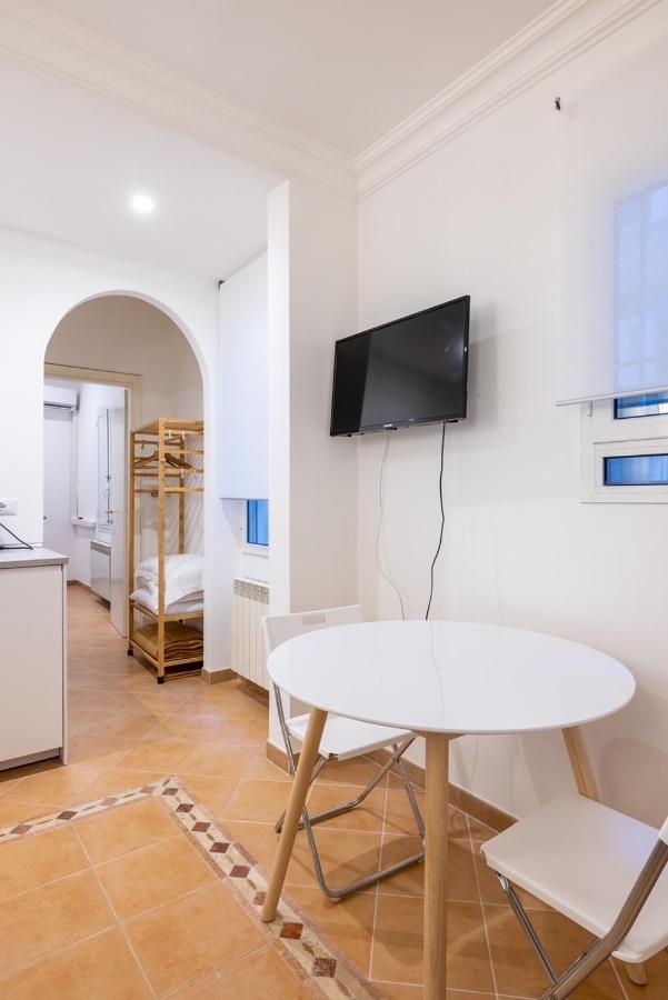 Elle Cavour Apartment Róma Kültér fotó